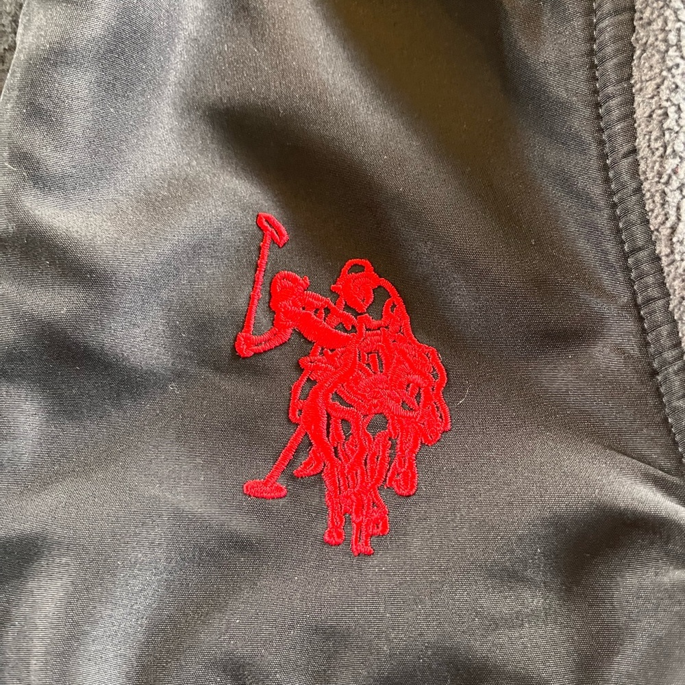 U.S. Polo Assn Boys Hooded Fleece Jacket Charcoal Black Full Zip Size S - Picture 3 of 9